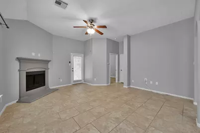 2407 Garden Shadow Drive, Conroe, TX 77384 - Photo 10