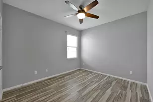 2407 Garden Shadow Dr, Conroe, TX 77384 - Photo 18