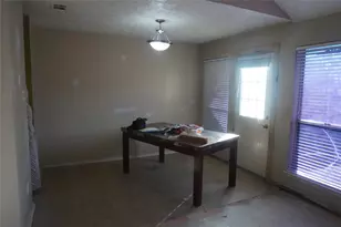 7014 Lost Thicket Dr, Houston, TX 77085 - Photo 14