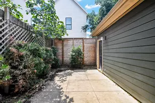 1531 Blair St, Houston, TX 77008 - Photo 8