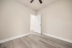 5420 Lynnfield St, Houston, TX 77028 - Photo 22