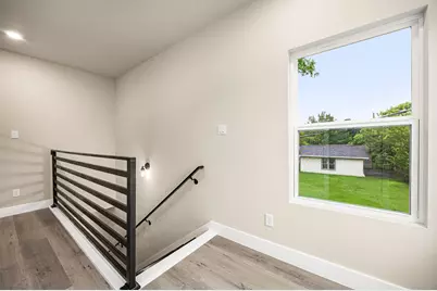 5420 Lynnfield Street #A/B, Houston, TX 77028 - Photo 12