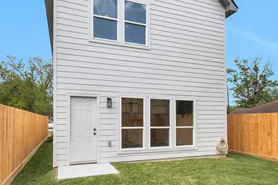 8214 Cowart Street, Houston, TX 77029 - Photo 8