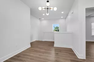 8214 Cowart St, Houston, TX 77029 - Photo 28