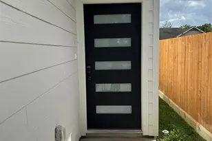 8214 Cowart St, Houston, TX 77029 - Photo 38