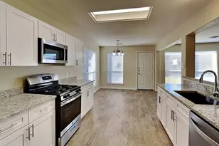 16942 Hampton Glen Ct, Houston, TX 77083 - Photo 8