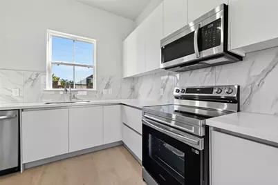 6702 Metro Blvd #52, Houston, TX 77083 - Photo 14