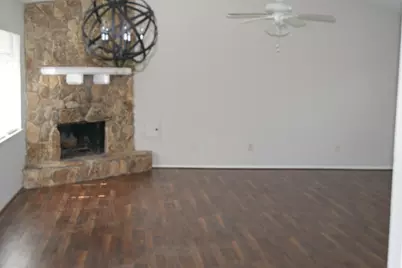3322 Sycamore Springs Drive, Houston, TX 77339 - Photo 10