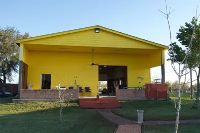 627 Port Road, Angleton, TX 77515 - Photo 16