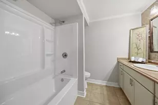 1702 Rampart St, Columbus, TX 78934 - Photo 6