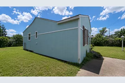 7222 Bywood Street, Houston, TX 77028 - Photo 2