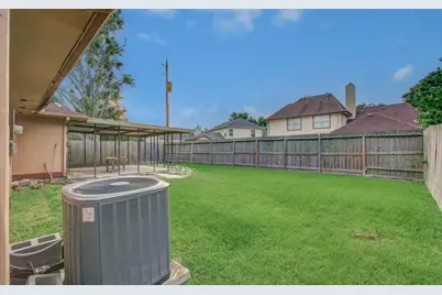 10829 E Linwood Drive, La Porte, TX 77571 - Photo 34