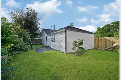 6910 Kassarine Pass, Houston, TX 77033 - Photo 16