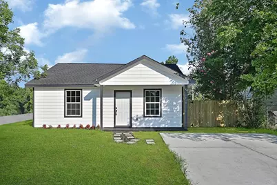 6910 Kassarine Pass, Houston, TX 77033 - Photo 2