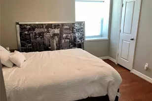 10619 Wickersham Ln, Houston, TX 77042 - Photo 8