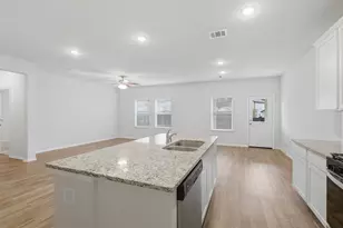 26123 Emory Holw Dr, Tomball, TX 77375 - Photo 10