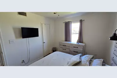 16506 Blackbeard Road #E, Jamaica Beach, TX 77554 - Photo 10