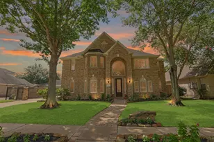 17806 W Copper Lakes Dr, Houston, TX 77095 - Photo 2