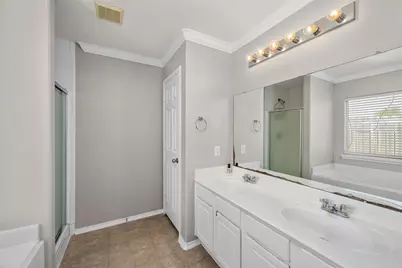 8014 Blackcherry Lane, Baytown, TX 77523 - Photo 10
