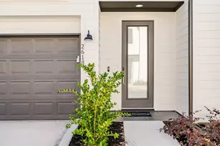 2618 Huntington Creek Ln, Houston, TX 77093 - Photo 2