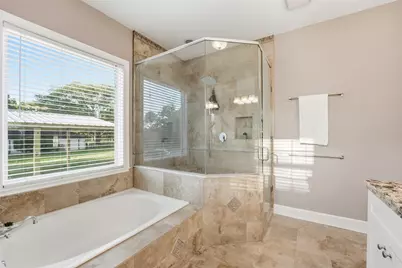 1008 Lawndale Avenue, Brenham, TX 77833 - Photo 16