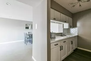 8529 Hearth Dr, Houston, TX 77054 - Photo 16