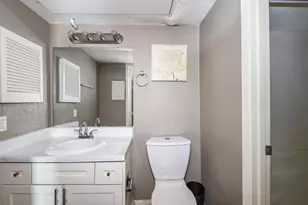 8529 Hearth Dr, Houston, TX 77054 - Photo 28