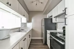 8529 Hearth Dr, Houston, TX 77054 - Photo 4