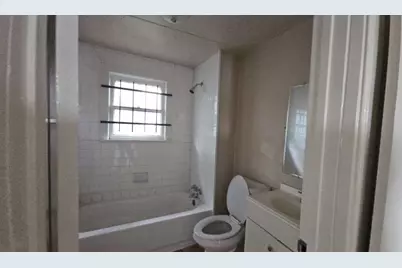 4843 Shreveport Boulevard, Houston, TX 77028 - Photo 8