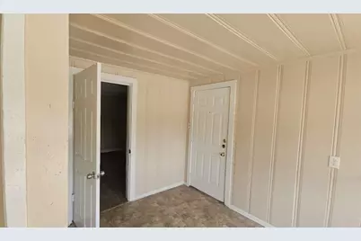 4843 Shreveport Boulevard, Houston, TX 77028 - Photo 8