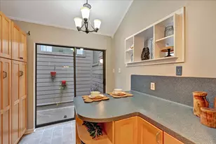 18022 Bal Harbour Dr, Houston, TX 77058 - Photo 14