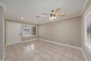 502 Ogilvie St, Houston, TX 77017 - Photo 4