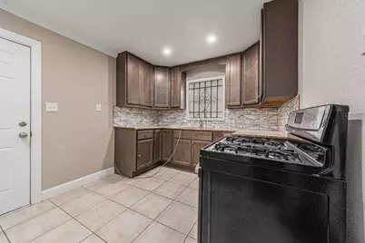 502 Ogilvie Street, Houston, TX 77017 - Photo 6