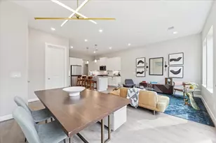 5205 Amber Sunrise Dr, Houston, TX 77018 - Photo 8