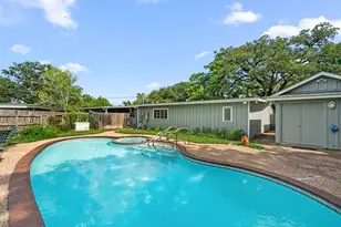 1908 Milam St, Columbus, TX 78934 - Photo 34