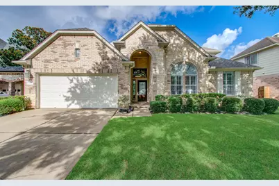 4106 Angel Springs Drive, Sugar Land, TX 77479 - Photo 2