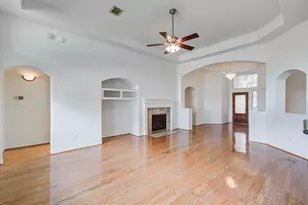 4106 Angel Springs Dr, Sugar Land, TX 77479 - Photo 10