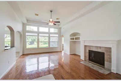 4106 Angel Springs Drive, Sugar Land, TX 77479 - Photo 8