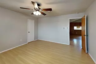 11326 Sagevale Ln, Houston, TX 77089 - Photo 16