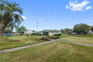 12176 Beamer Rd, Houston, TX 77089 - Photo 28