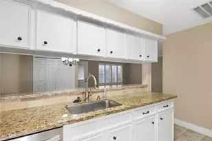 12176 Beamer Rd, Houston, TX 77089 - Photo 10