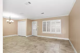 12176 Beamer Rd, Houston, TX 77089 - Photo 6
