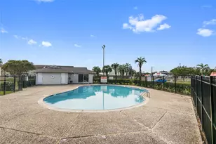 12176 Beamer Rd, Houston, TX 77089 - Photo 26
