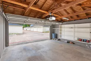 12176 Beamer Rd, Houston, TX 77089 - Photo 22