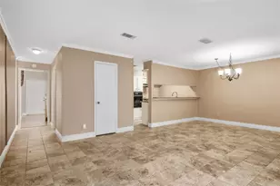12176 Beamer Rd, Houston, TX 77089 - Photo 8