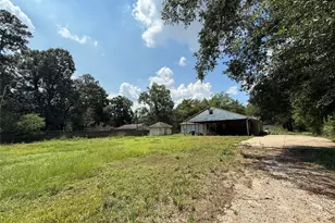 16550 Oakwood Dr, Splendora, TX 77372 - Photo 1