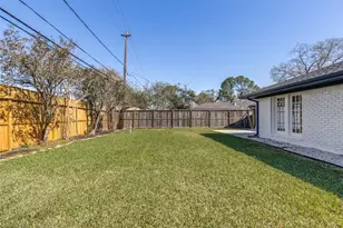 10406 Willowisp Dr, Houston, TX 77035 - Photo 28