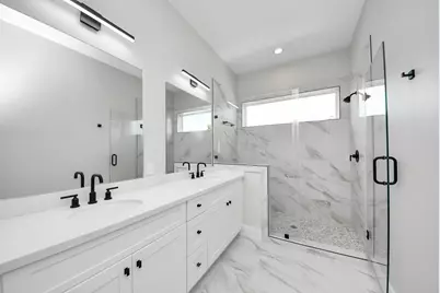 322 E 35 Th Street, Houston, TX 77018 - Photo 16