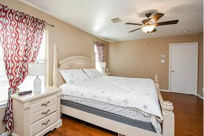 4622 Saba Road, Houston, TX 77045 - Photo 18