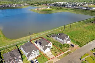 8802 Mallow Rose Wy, Rosharon, TX 77583 - Photo 2